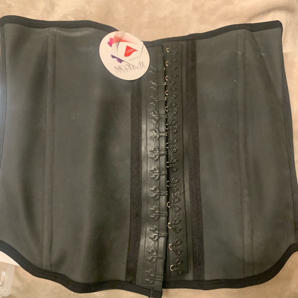 Waist trainer - Picture 2 of 3
